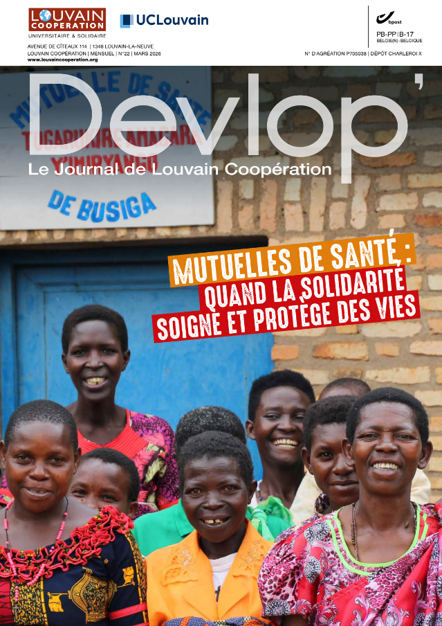 Couverture du journal Devlop' sur les Mutuelles de santé. Cliquer pour lir le PDF
