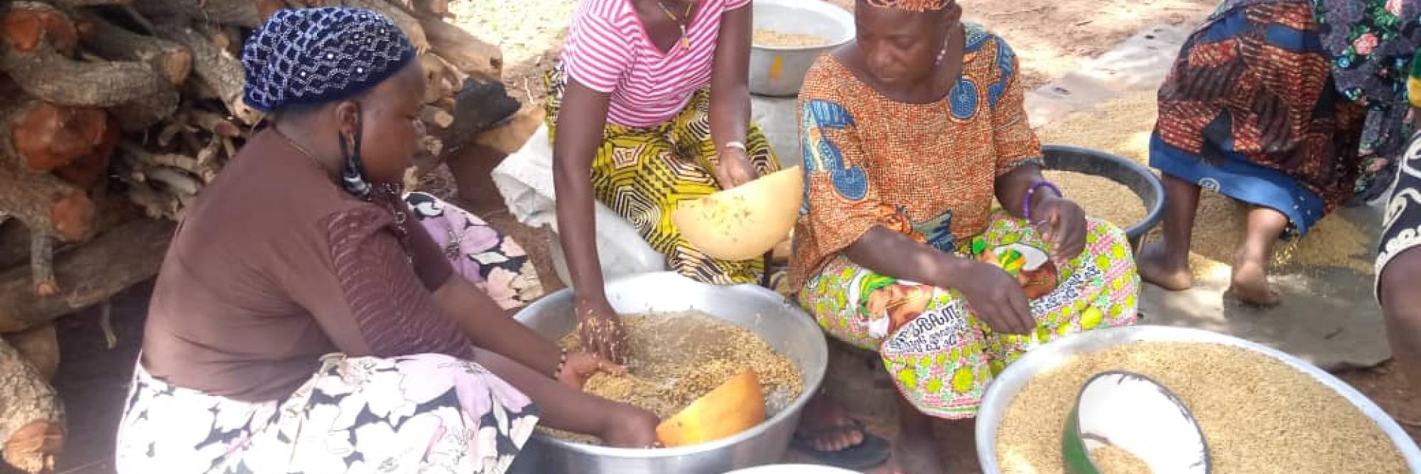 étuveuse de riz au Togo